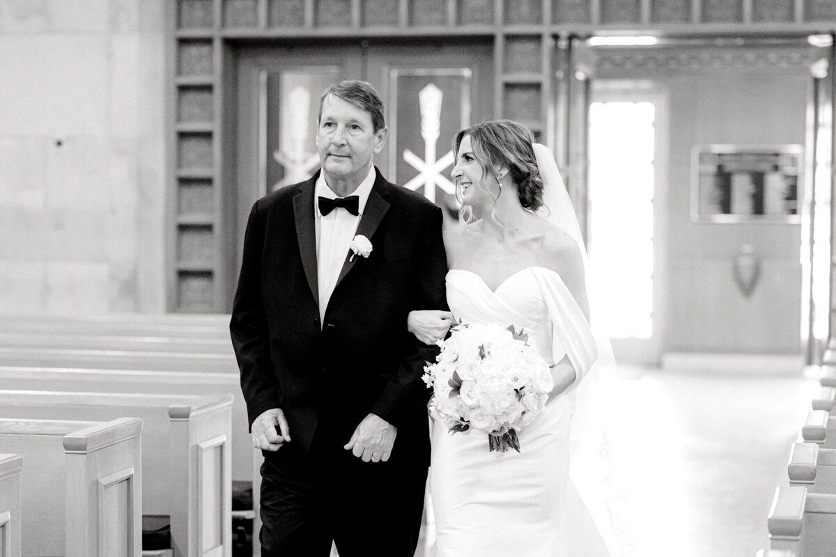 Virginia & Michael's Wedding at the Adolphus Hotel | Dallas Wedding Photographer | Sami Kathryn Photography-87