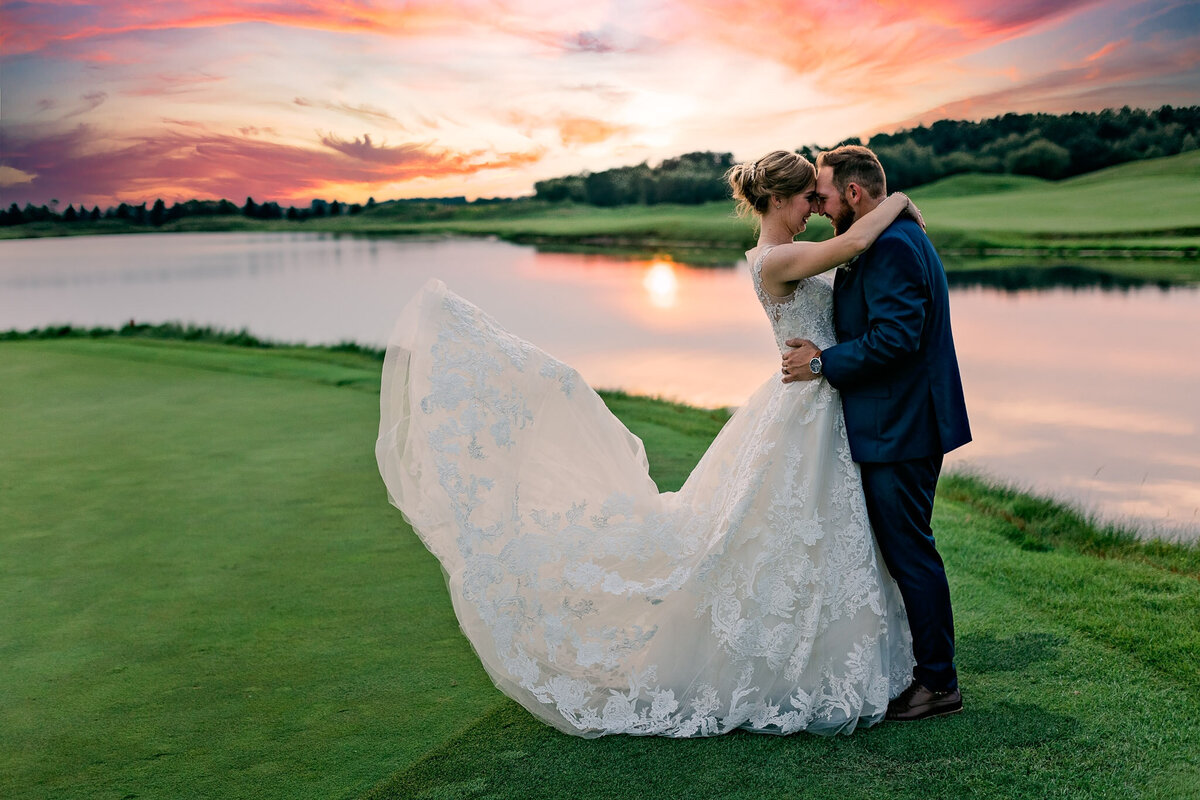 Grand Rapids Wedding Photographer  https---www.chrystinmelanie.com -1