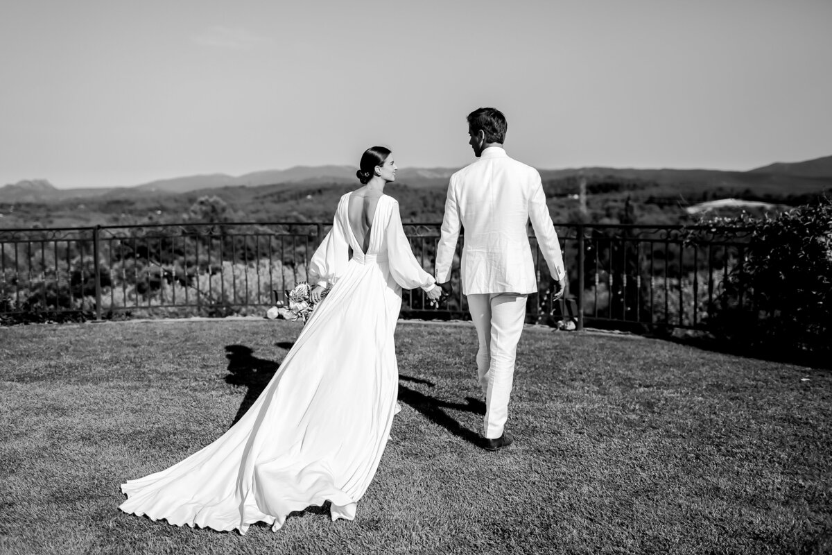 luxury-destination-wedding-chateau-rasque-provence-leslie-choucard-photography-45