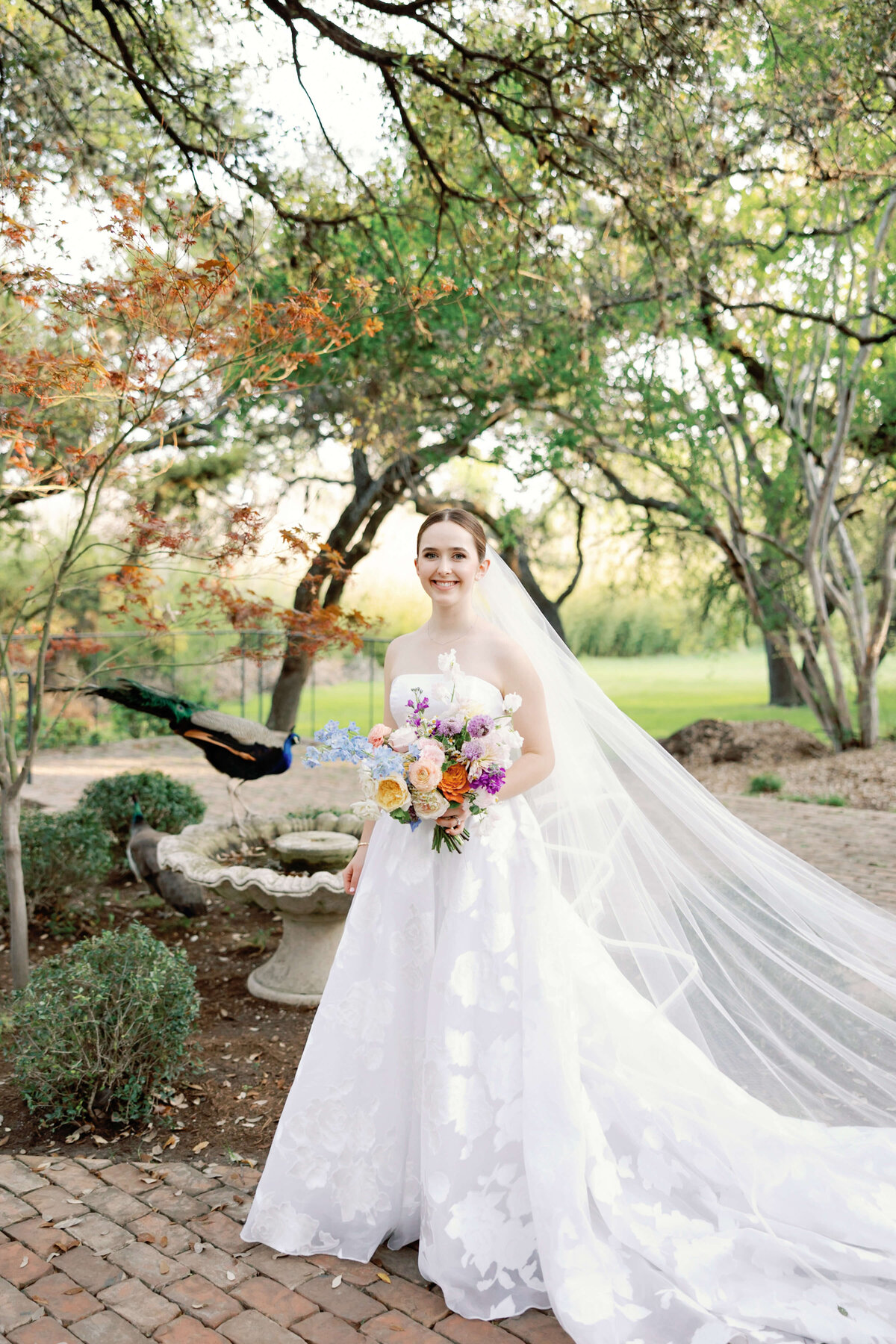 audrey-brandon-colorful-wedding-matties-green-pastures-austin-texas-julie-wilhite-photography-68