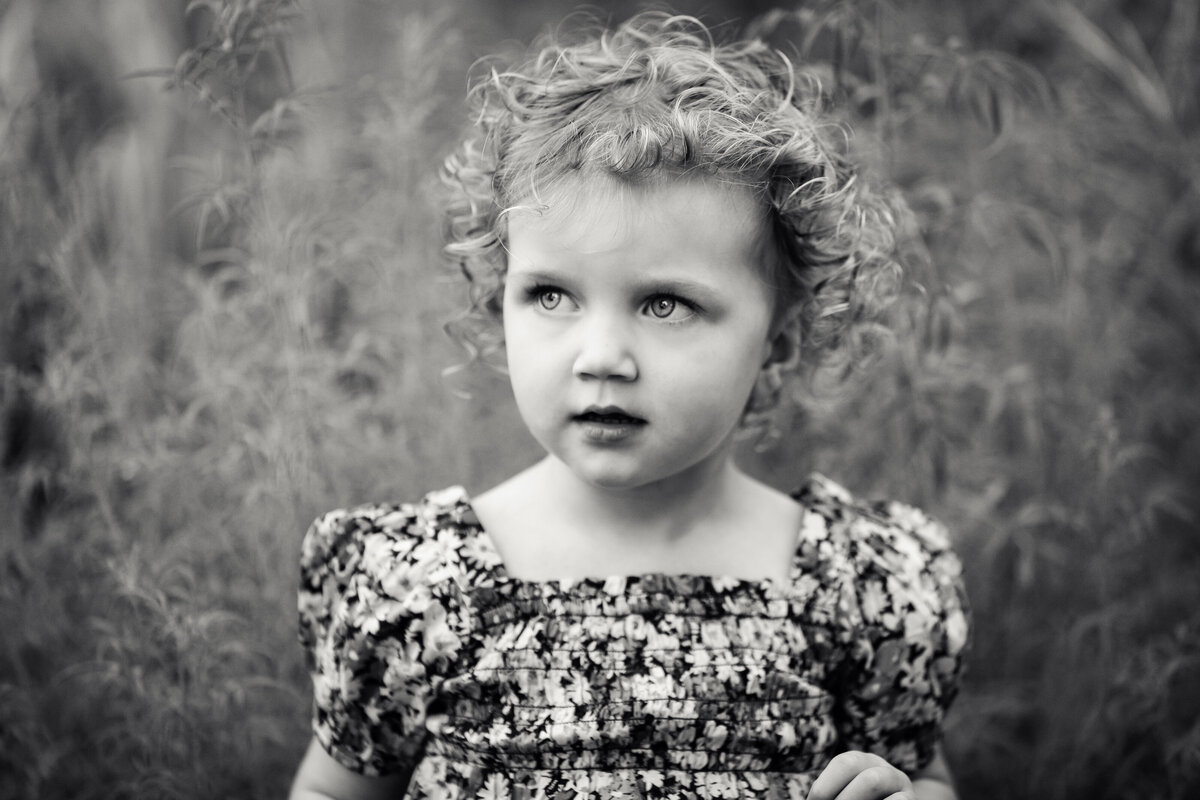 toddler-portrait-black-and-white-lafayette