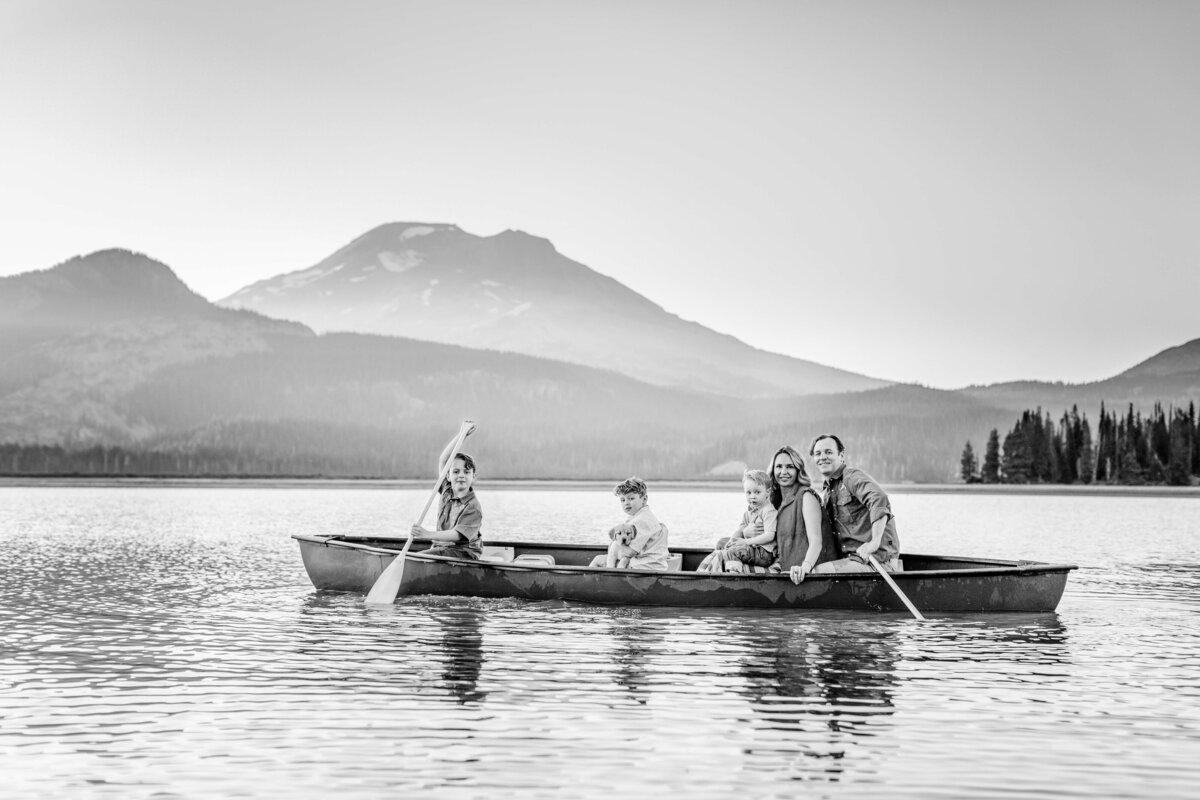 Modern-Family-Photographer-Central-Oregon-Bend-OR-31