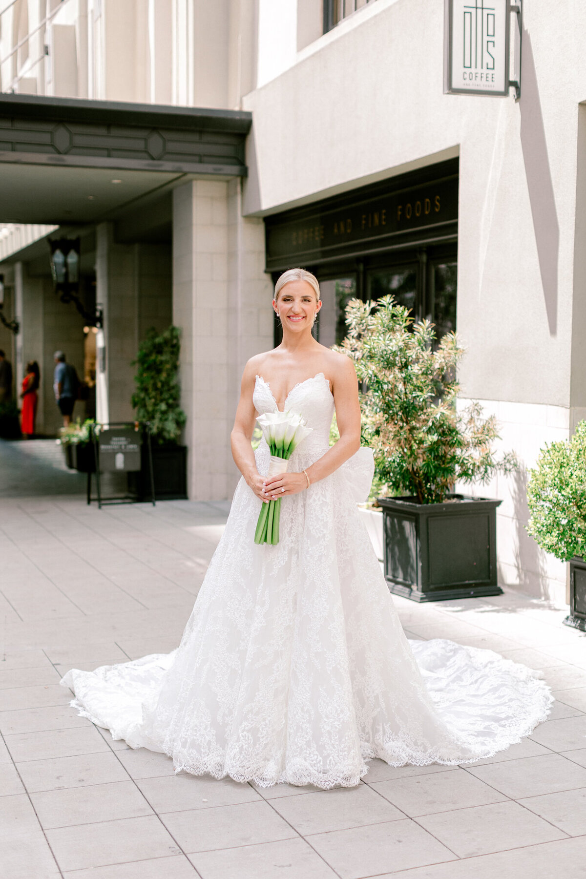 Katelyn & Kyle's Wedding at the Adolphus Hotel | Dallas Wedding Photographer | Sami Kathryn Photography-110