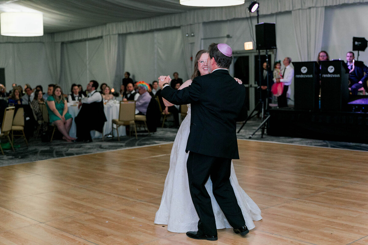 Eliana-Melmed-Photography-Chicago-LosAngeles-Jewish-WeddingPhotography-DInnerSpeeches-00137