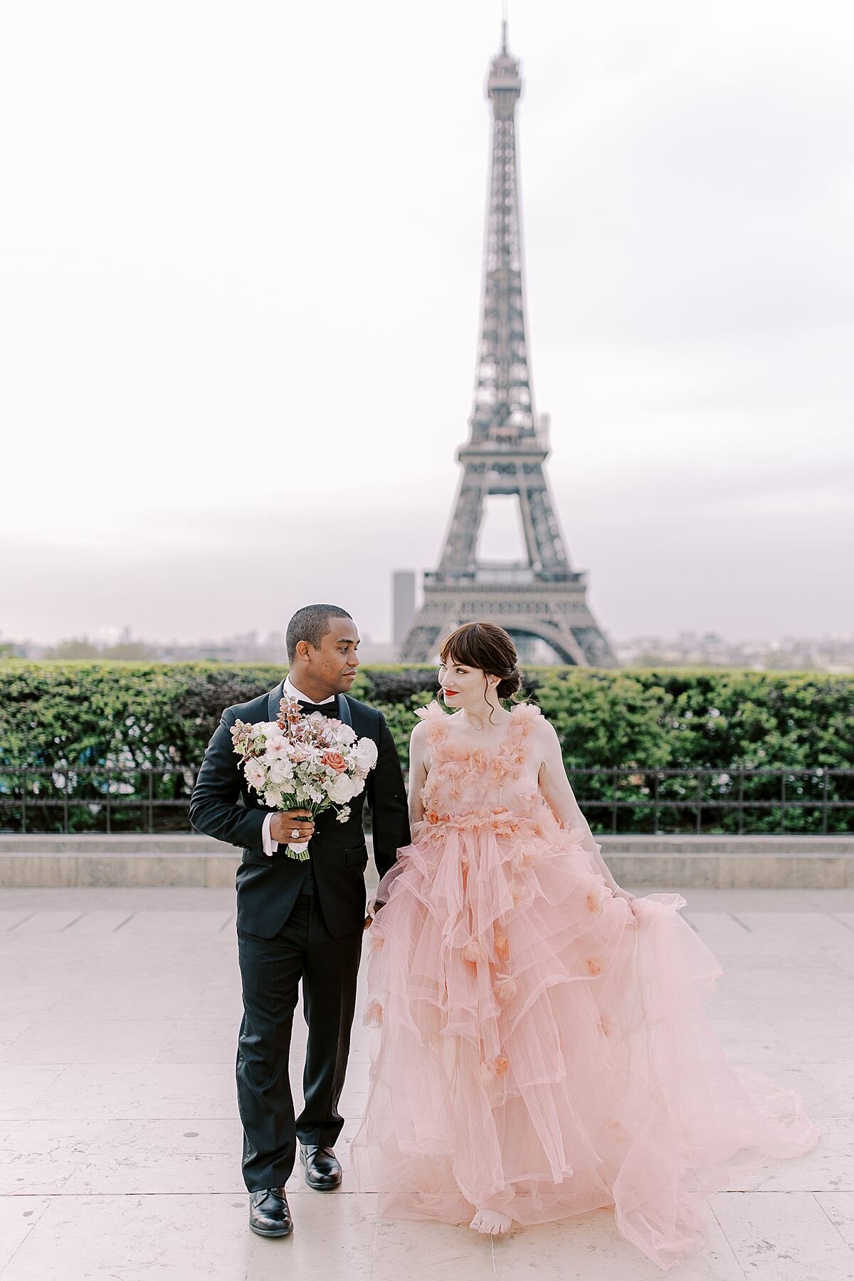 Anna-Wright-Photography-Paris-Elopement-In-Spring_0149