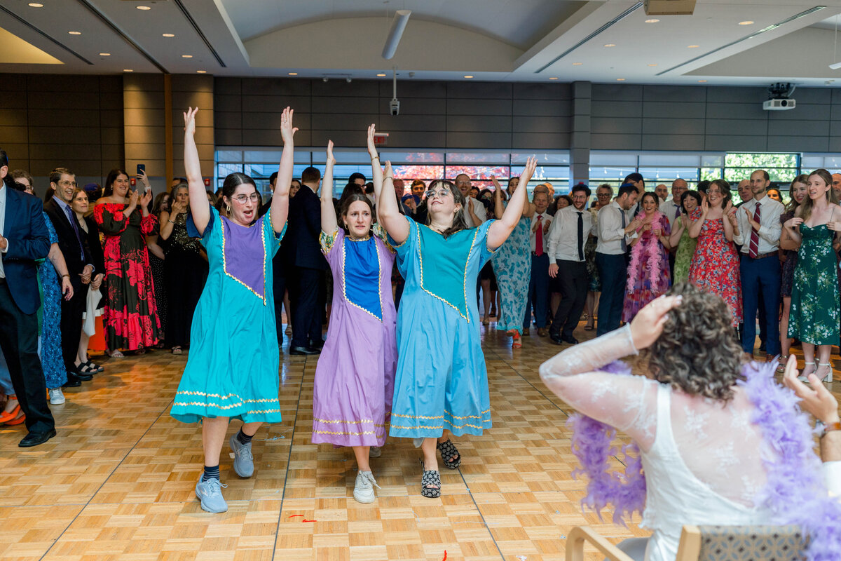 Eliana-Melmed-Photography-Chicago-LosAngeles-Jewish-WeddingPhotography-ShulaNoah-Shtick-00331