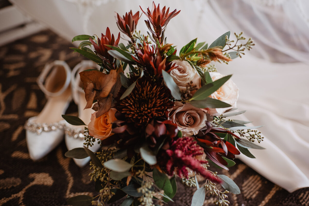 Photographers Jackson Hole capture bridal bouquet