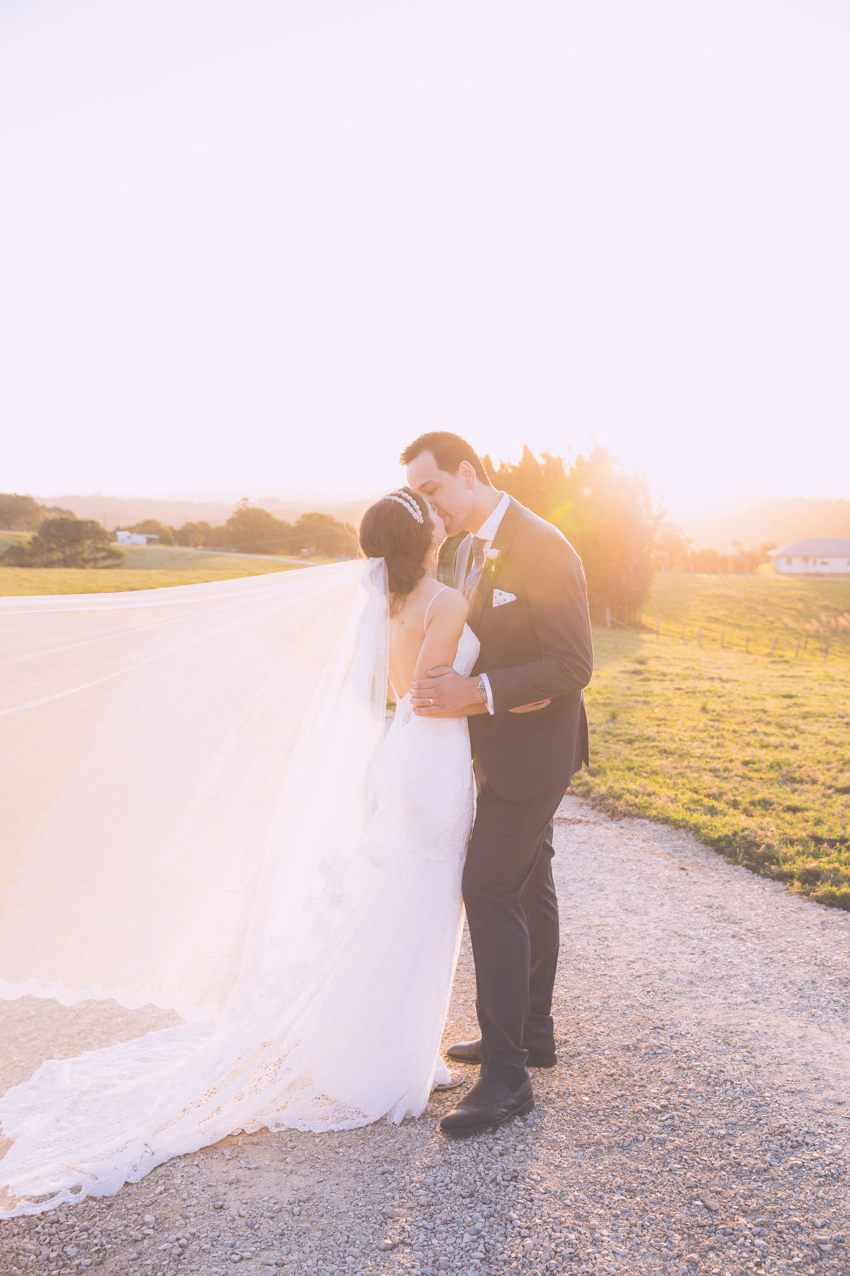 DougAmy_ByronViewFarm_WeddingPhotographer_AnnaOsetroff_WebHighlights-132