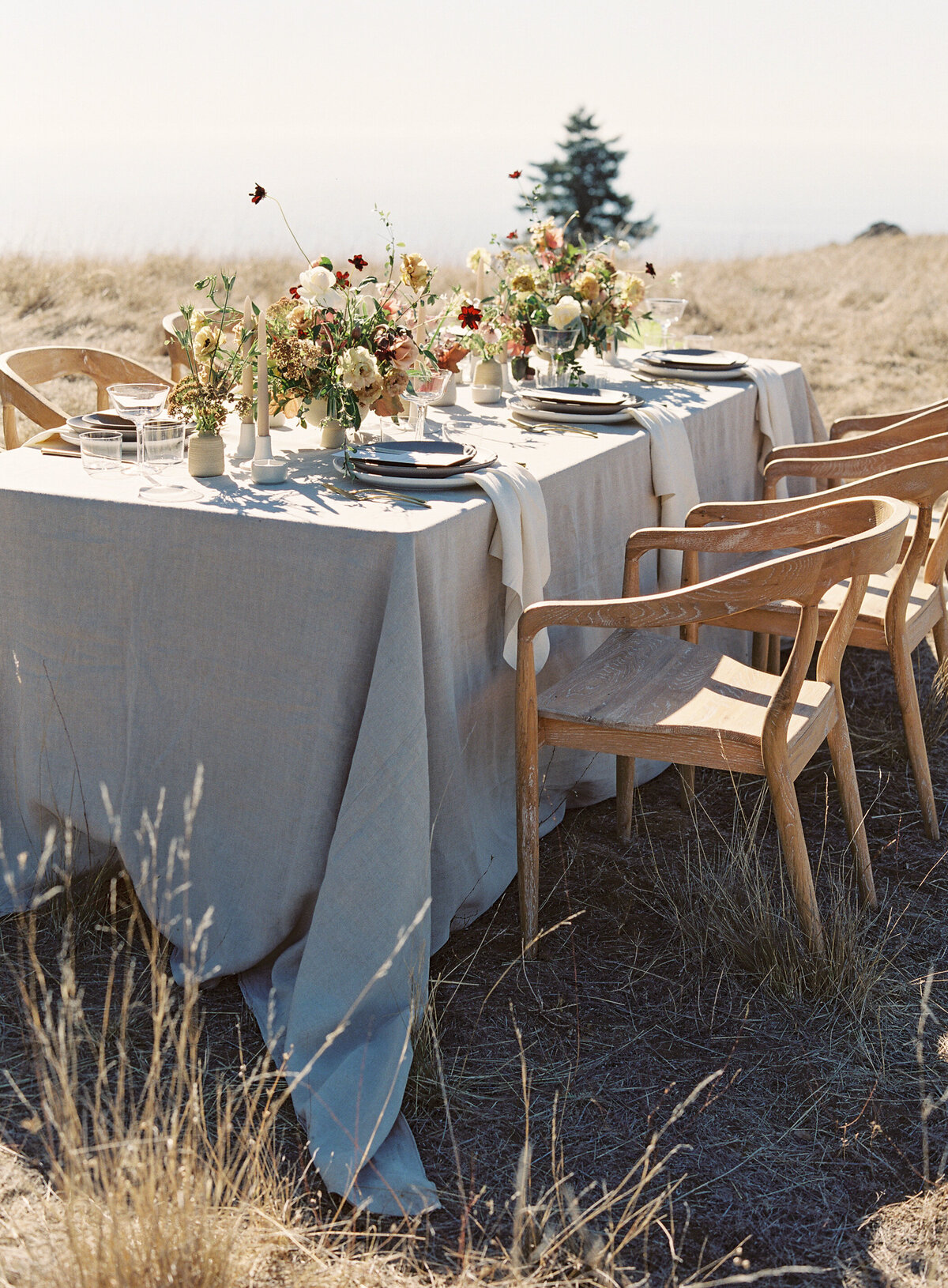 Decor for a Wedding in Napa by Destination WEdding Photographers Pinnel Photography