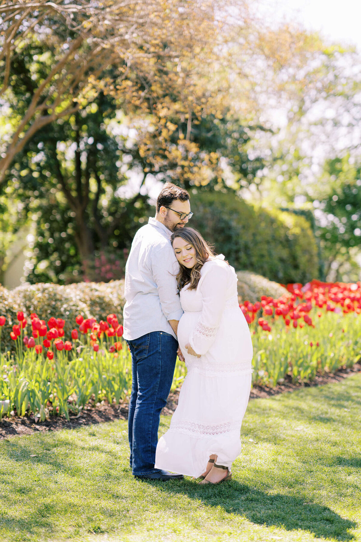 16 Dallas Arboretum Maternity Family Session Kate Panza Photography Kim and Nic