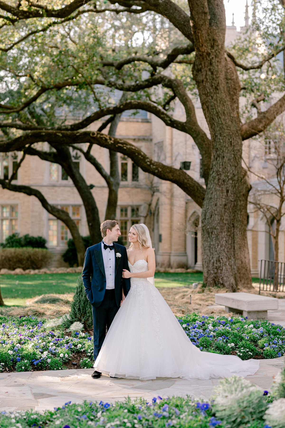 Shelby & Thomas's Wedding at HPUMC The Room on Main | Dallas Wedding Photographer | Sami Kathryn Photography-162