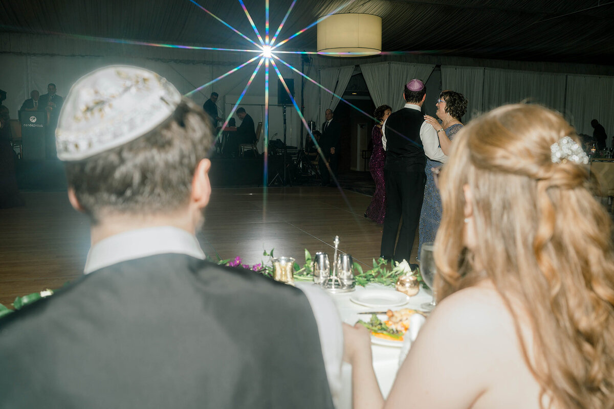 Eliana-Melmed-Photography-Chicago-LosAngeles-Jewish-WeddingPhotography-DInnerSpeeches-00027