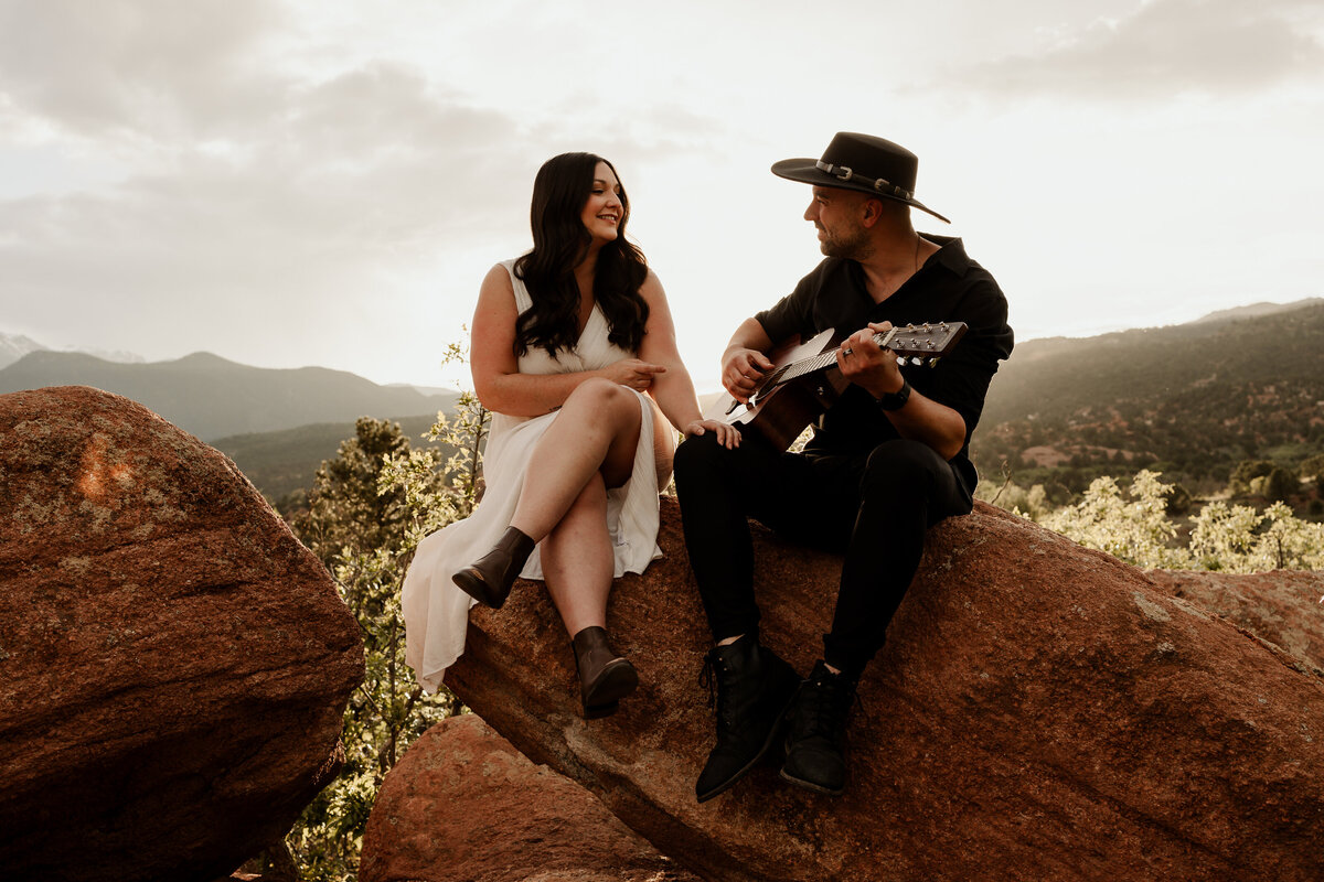 Garden of The Gods Elopement - Ronnie & Gina