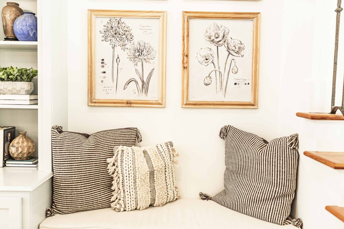 floral-illustrations-framed-living-room-decor3
