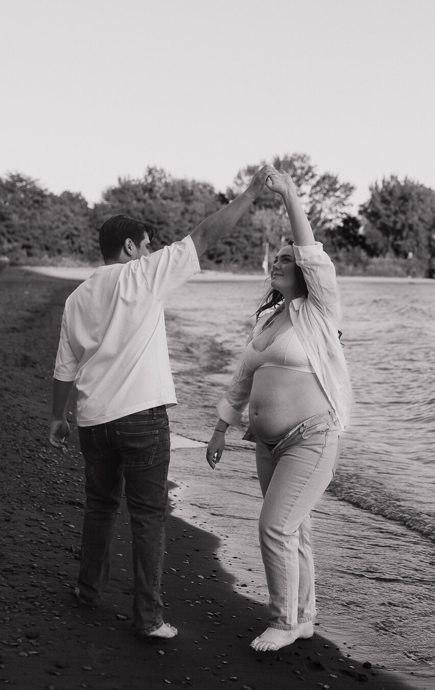 toronto-maternity-photography-scarborough-bluffs