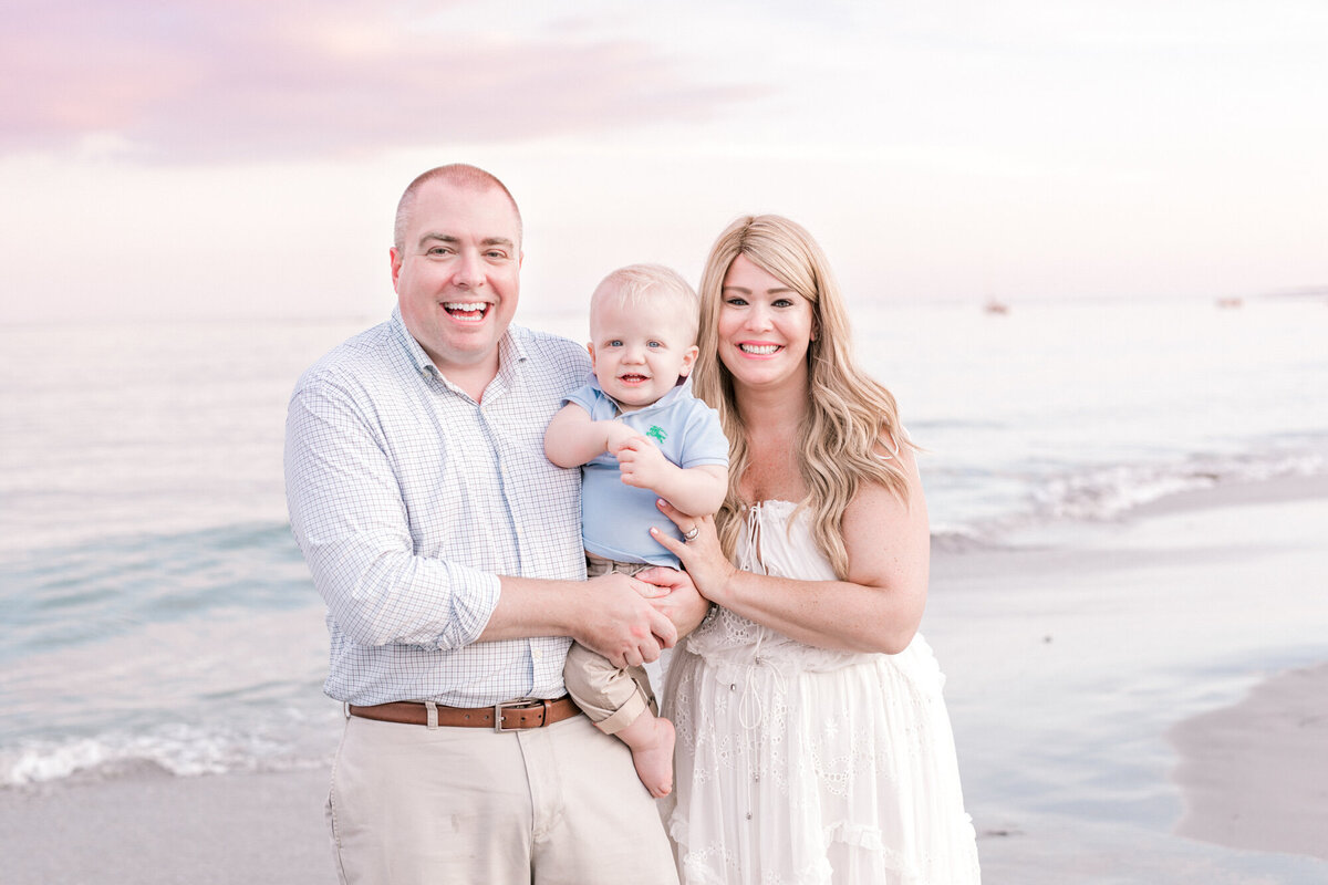 Andrea Simmons Photography Wedding Engagement Portrait Family Newborn Senior Maternity Photographer Maine Bright Clean Light Airy Soft Romantic Photos FamiliesWebsite-78