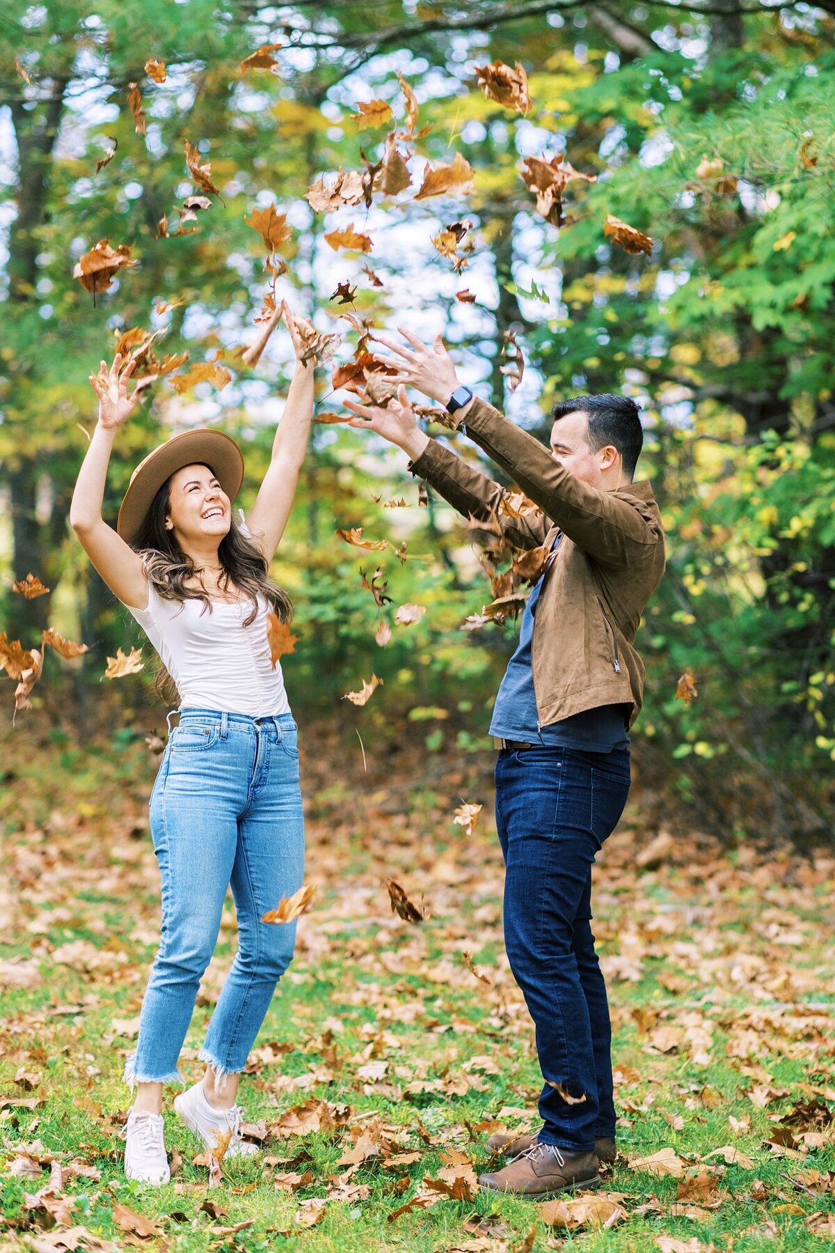 New-Hampshire-Fall-Engagement-Photography_0014