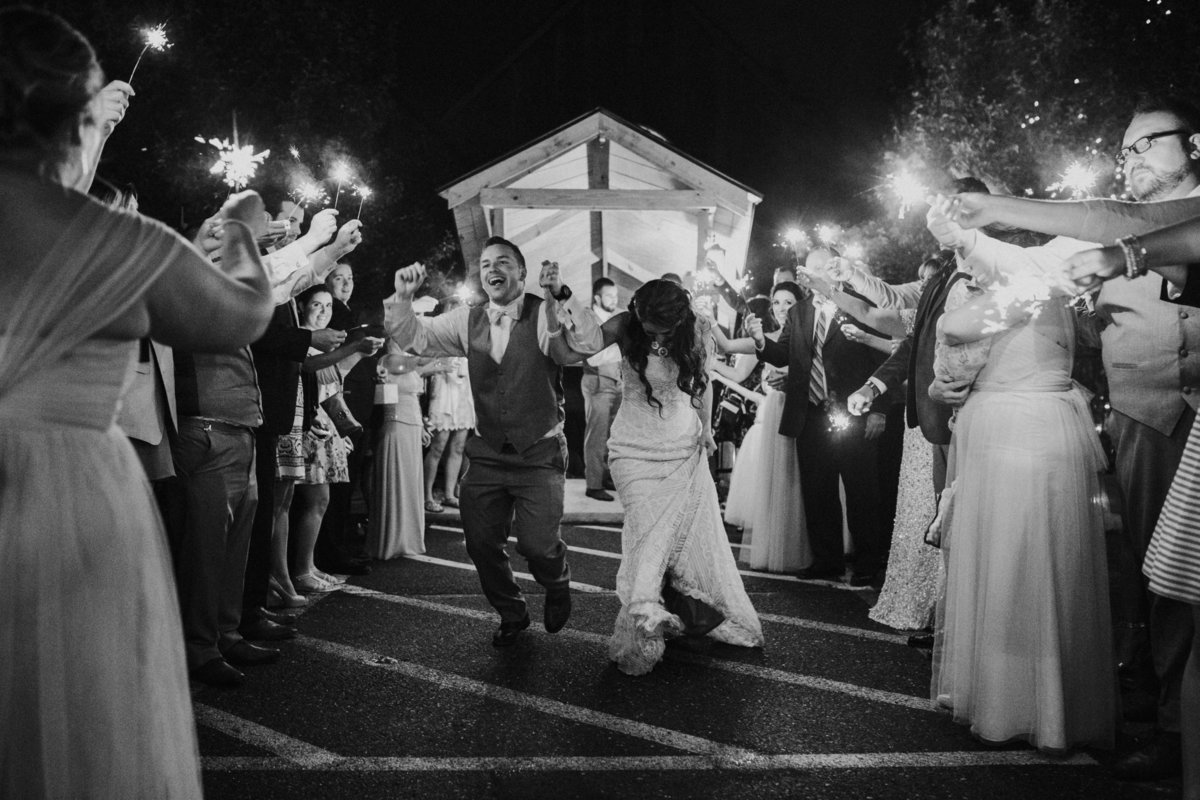 Unique-Pitssburgh-Wedding-Photographers-55