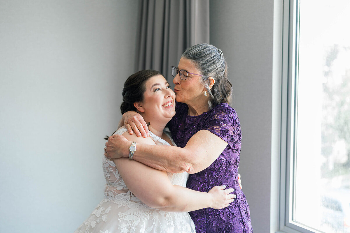 Eliana-Melmed-Photography-Chicago-LosAngeles-Jewish-WeddingPhotography-ElianaSklar-SneakPeek-00109