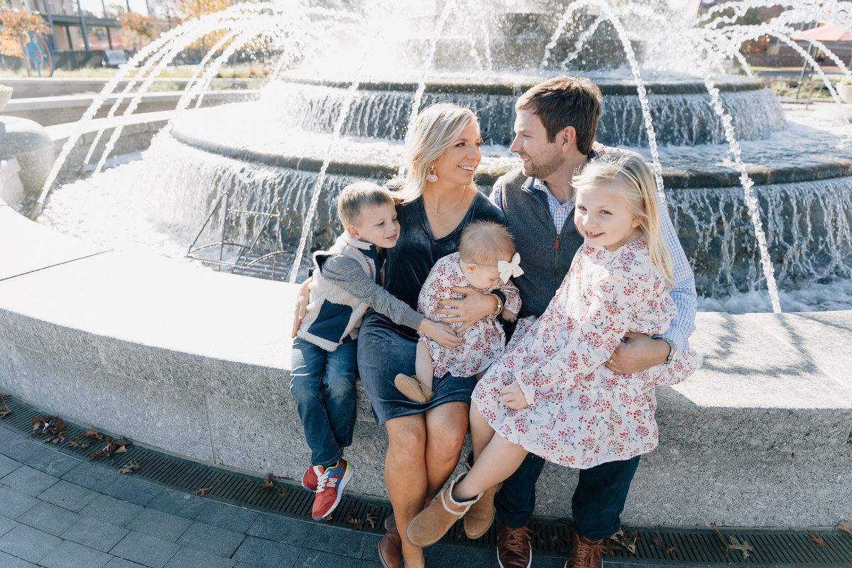family-photos-in-downtown-cary-NC-4495