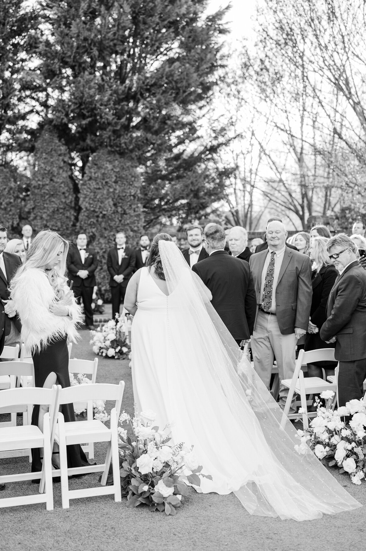 Raleigh-NC-Wedding-Photographer-The-Sutherland-Venue-Sarah-Hinckley-Photography-_0015