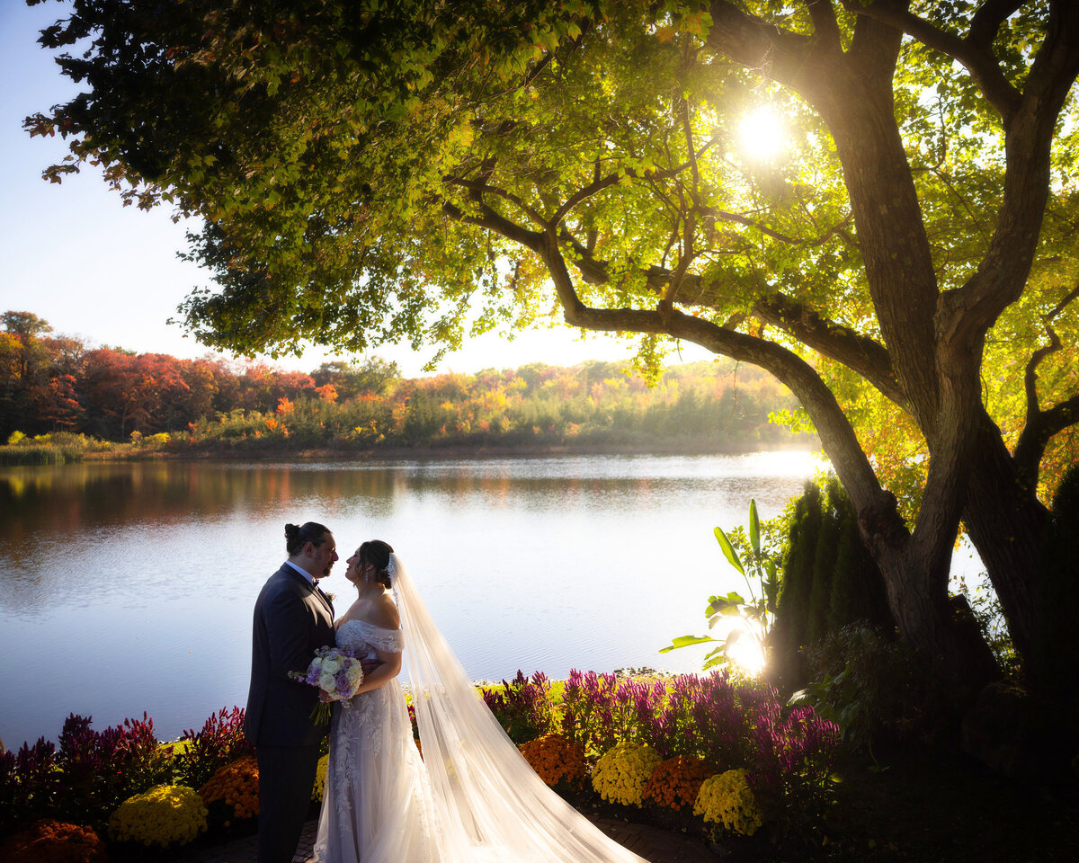 bride-groom-autum-wedding-sihlouette-NJ-07746