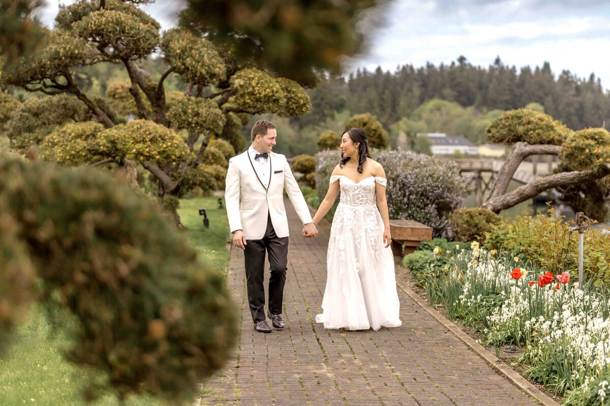 Elona_Shea_Photography_lake_Seattle_washington_kiana_lodge_wedding-110