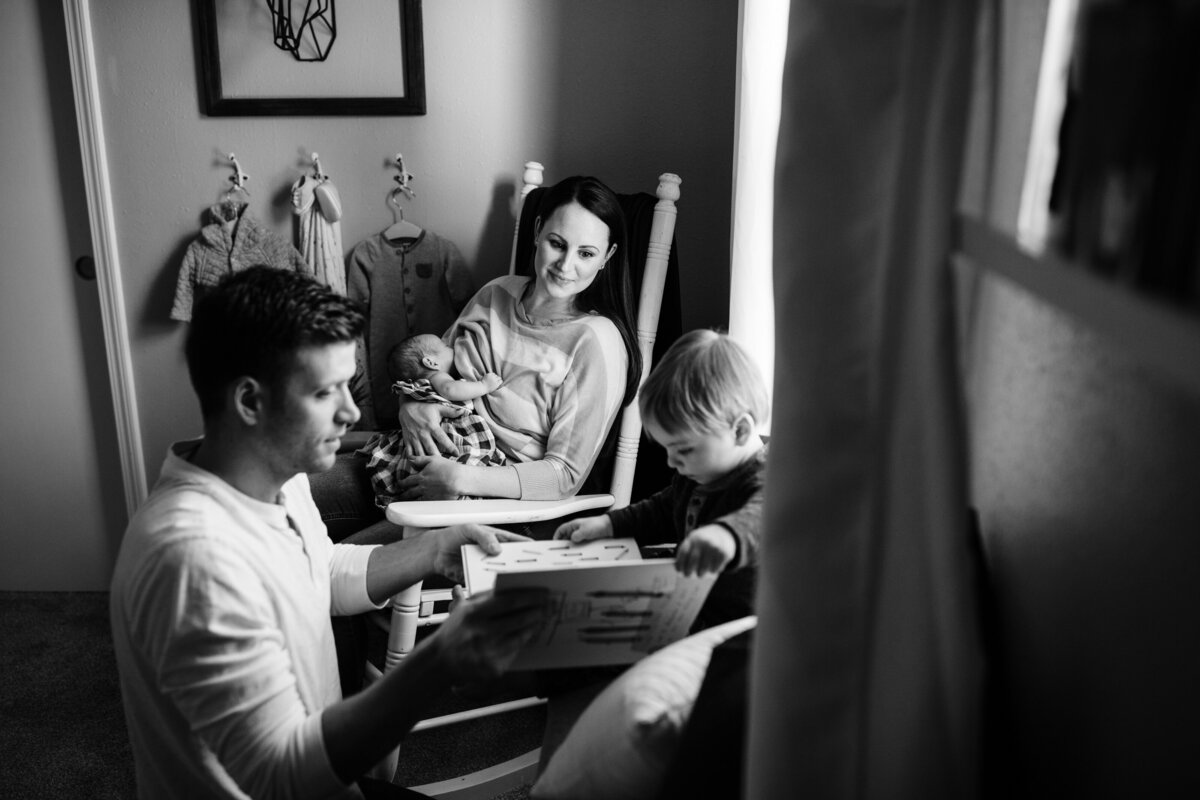 Candid-newborn-photography