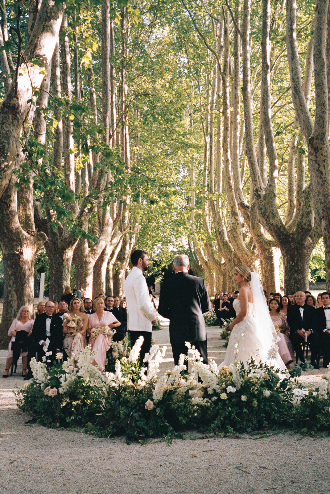Flora_And_Grace_Provence_Analog_Film_Editorial_Wedding_Photographer (48 von 103)