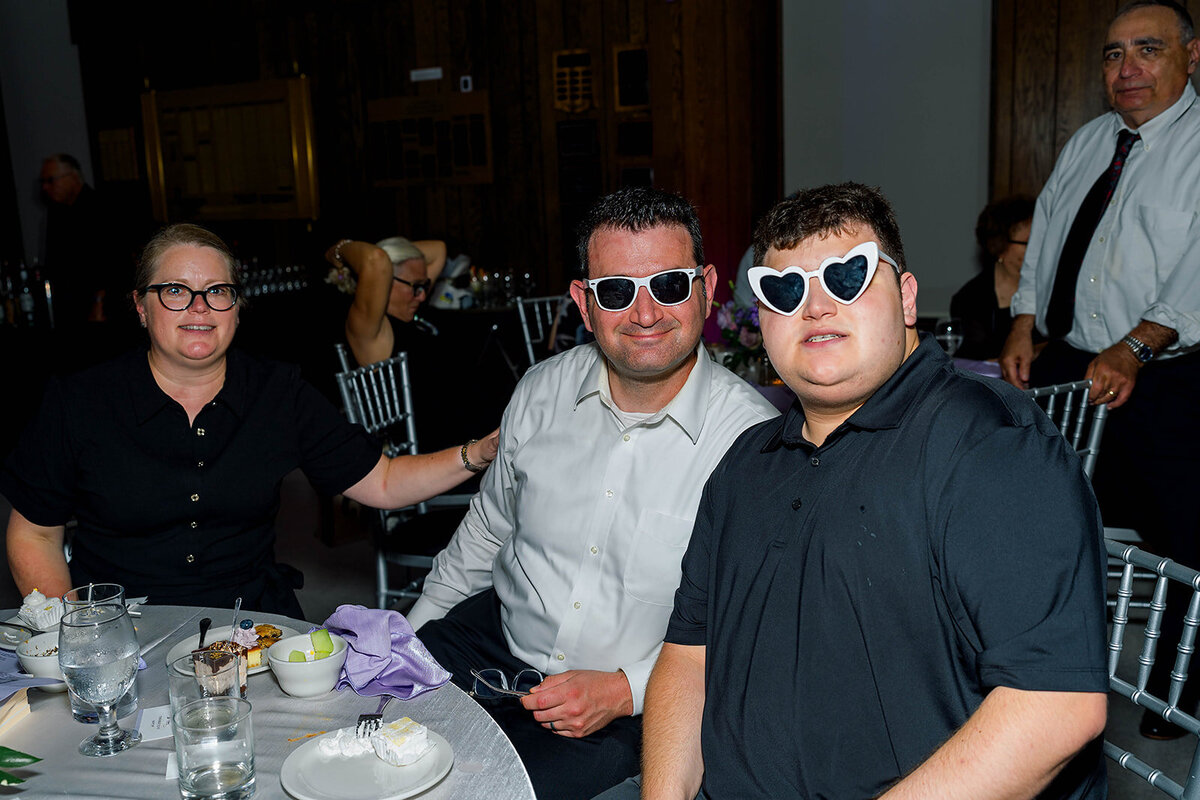 Eliana-Melmed-Photography-Chicago-LosAngeles-Jewish-WeddingPhotography-ElianaSklar-Sunglasses-00029