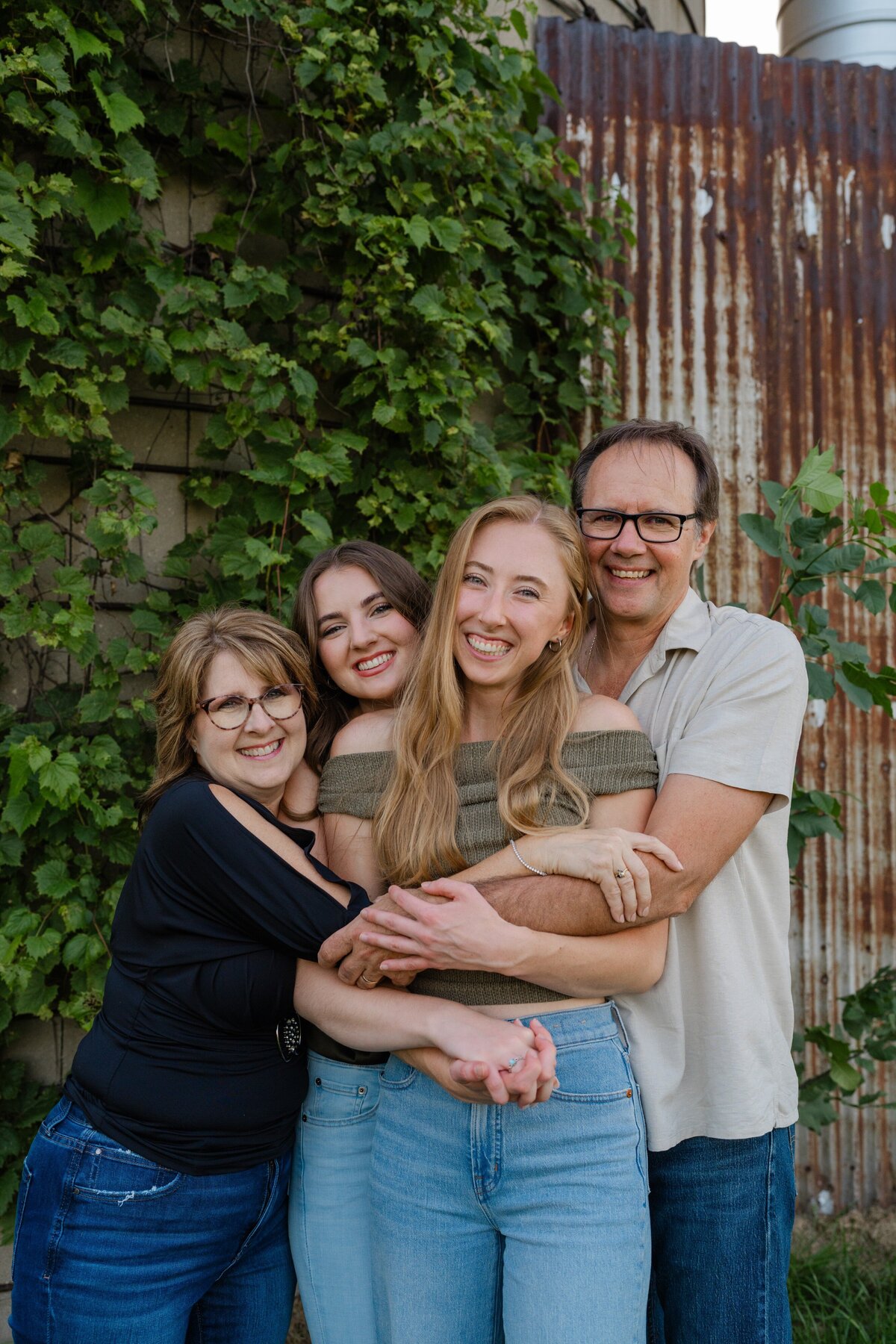 Family-Photography-Hartford-Wisconsin-7
