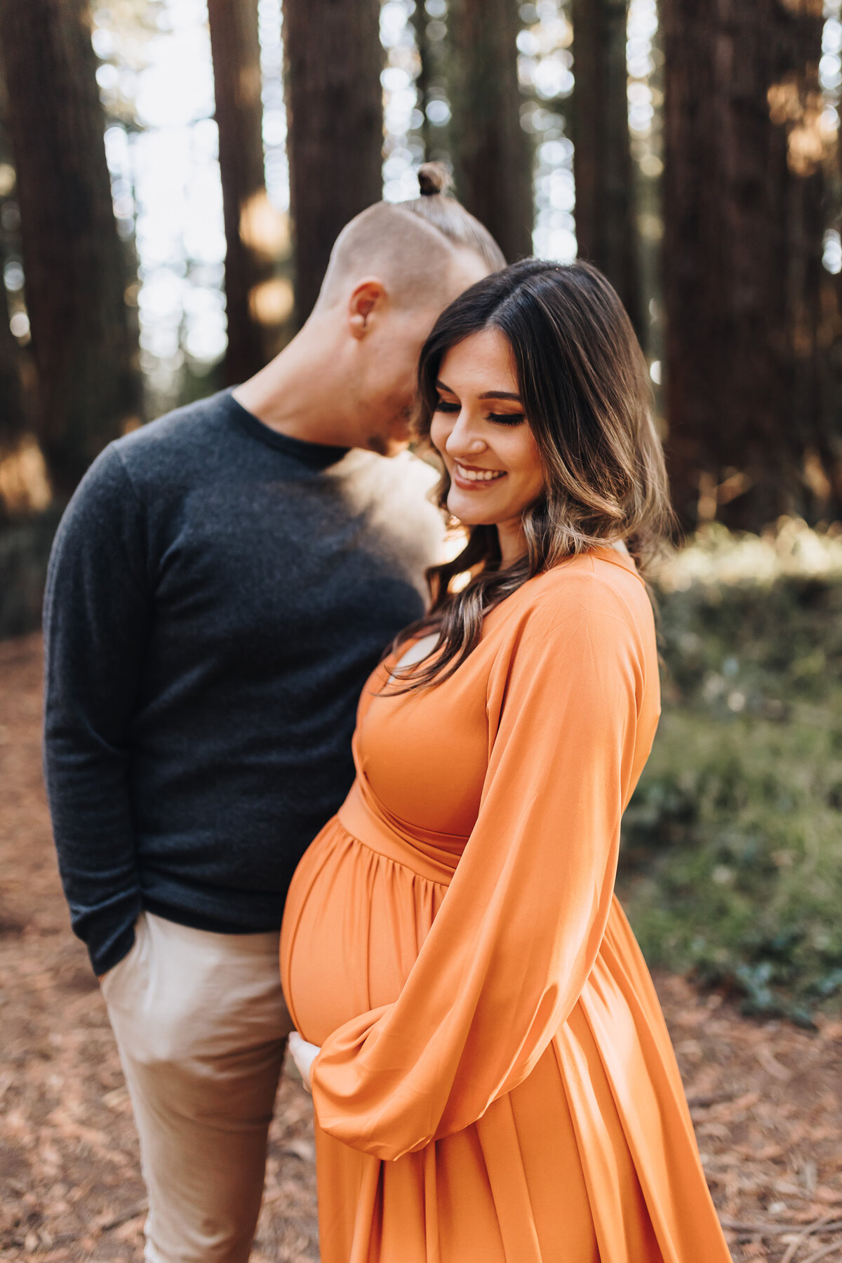 Emily Woodall Photography Oakland Redwoods Fall Maternity with smiling mom