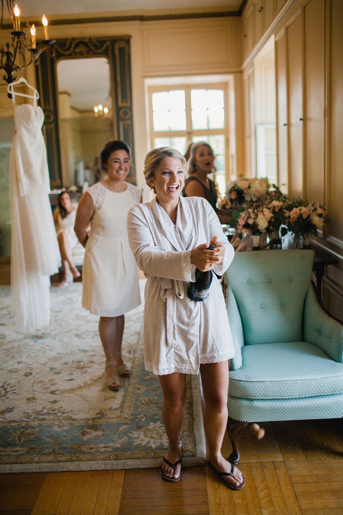 A wedding at Glen Manor House in Portsmouth, RI - 4