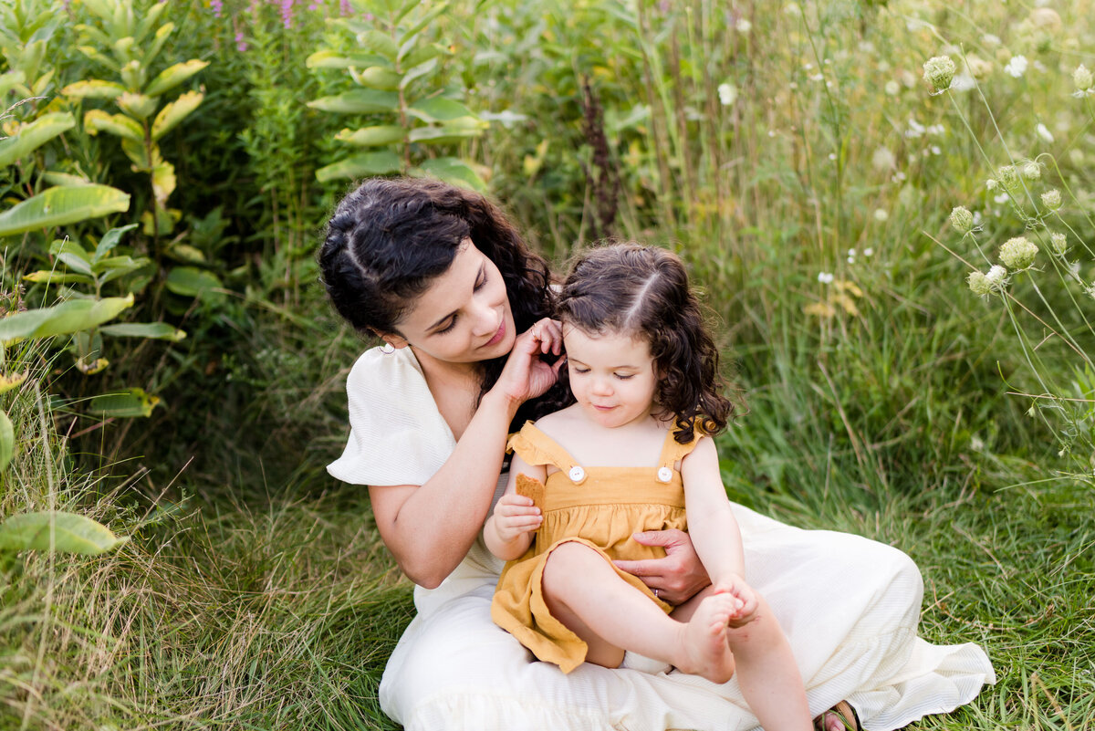 Boston-family-photographer-bella-wang-photography-Lifestyle-session-outdoor-wildflower-68