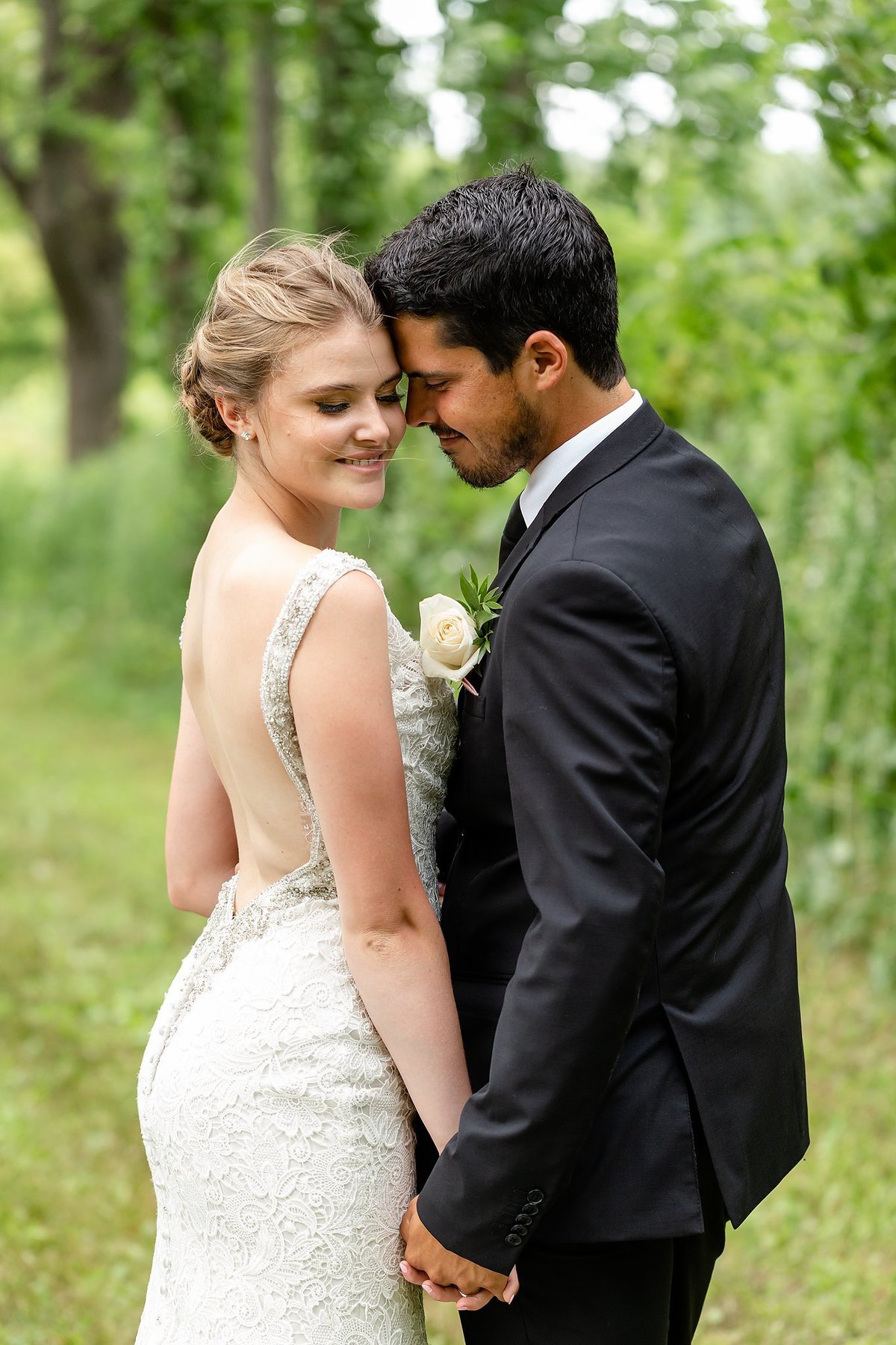 Southwestern Ontario Summer Farm Wedding | Dylan and Sandra Photography 197