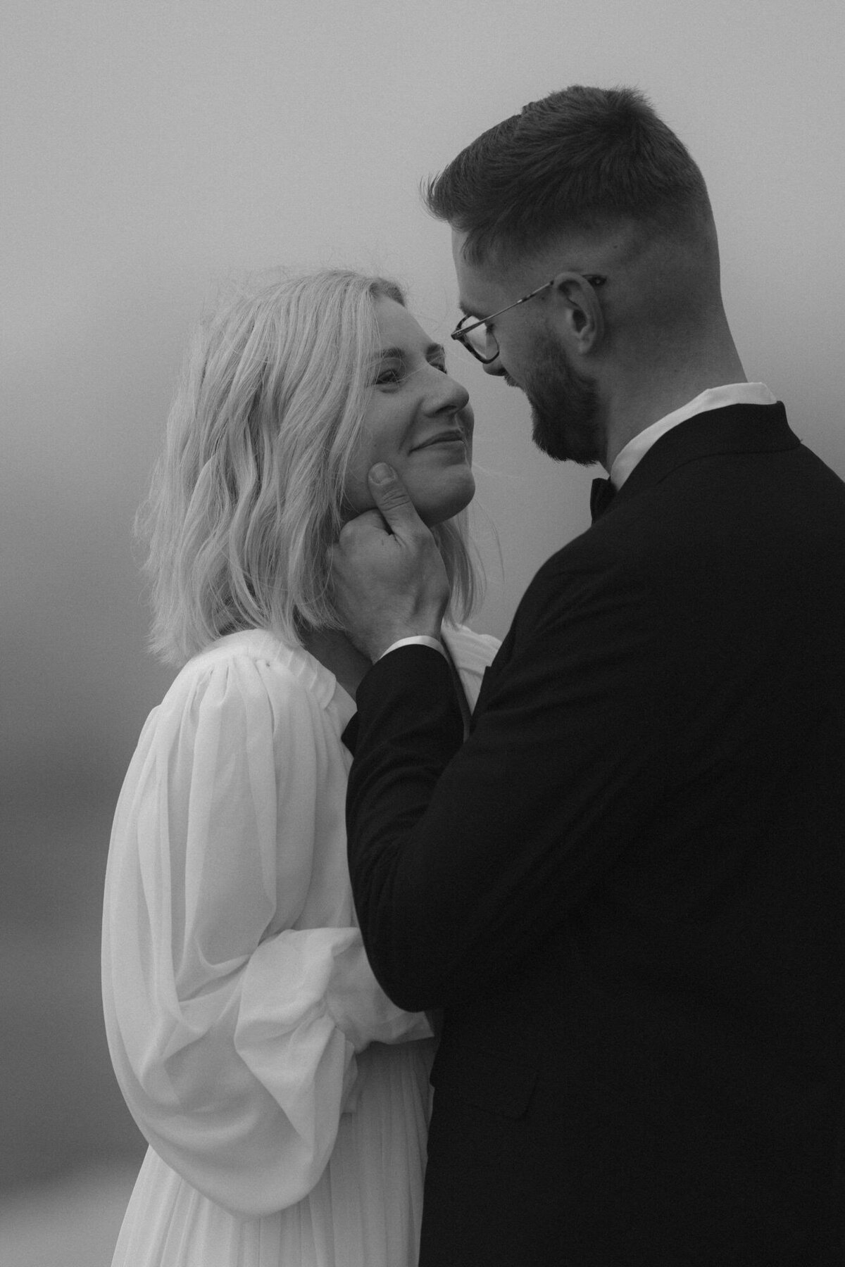 the_chaffins_international_destination_wedding_elopement_photography_photographers_sammie_chaffin_micah_editorial_adventure_engagement_photos70