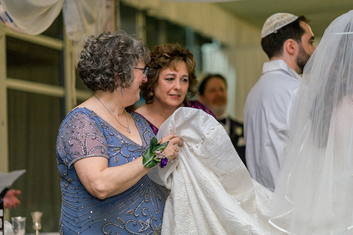 Eliana-Melmed-Photography-Chicago-LosAngeles-Jewish-WeddingPhotography-Chuppah-00116