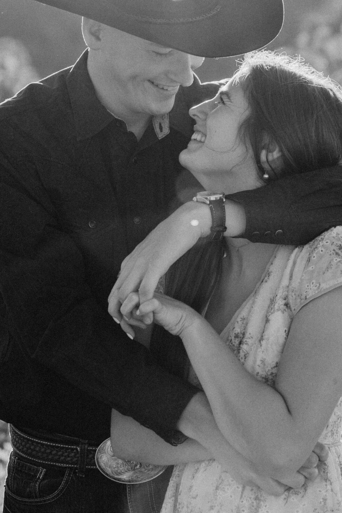 LucciaGracePhotography-Kal-Ellie-Engagements-82