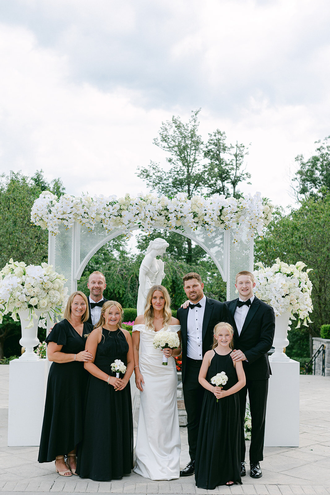 Chic outdoor wedding ceremony at Nemacolin resort in Pennsylvania