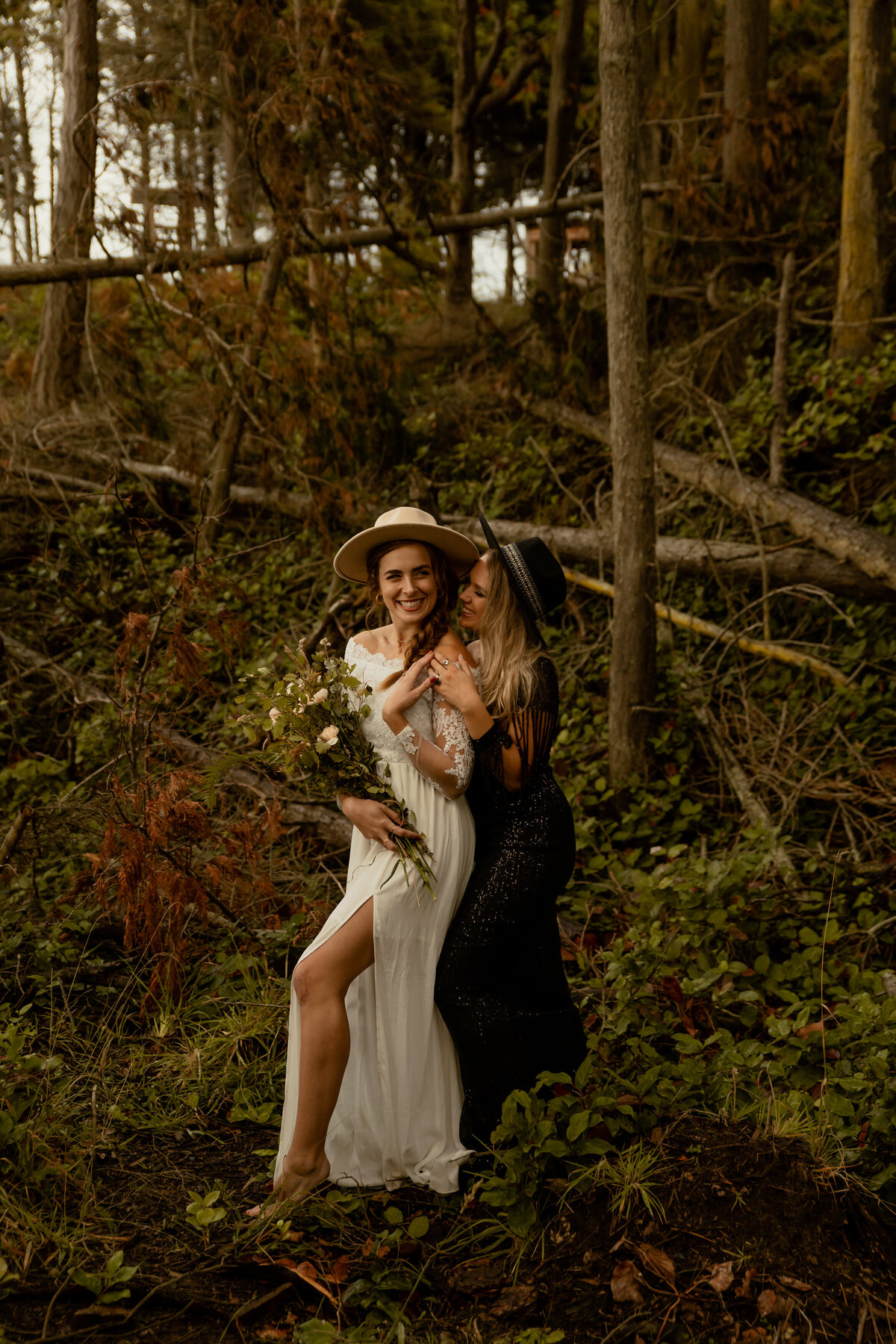 Duluth-MN-Elopement-Photographer-Roots-Revival-0788