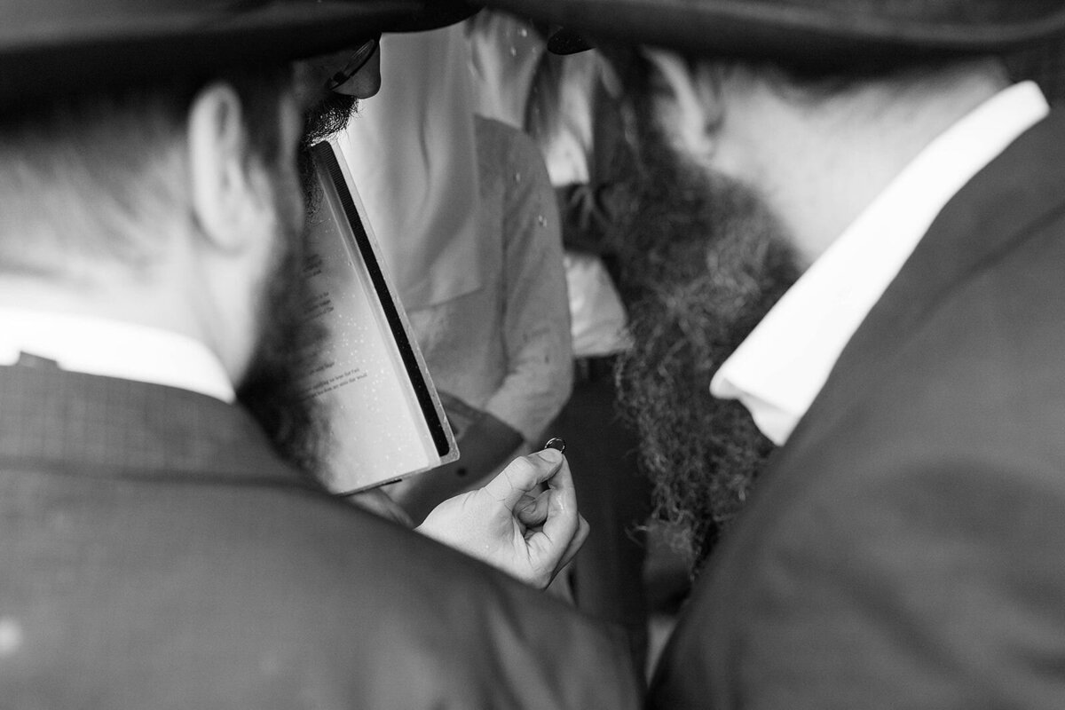 Eliana-Melmed-Photography-Chicago-LosAngeles-Jewish-WeddingPhotographer-CarmiKalman-Chuppah-00114