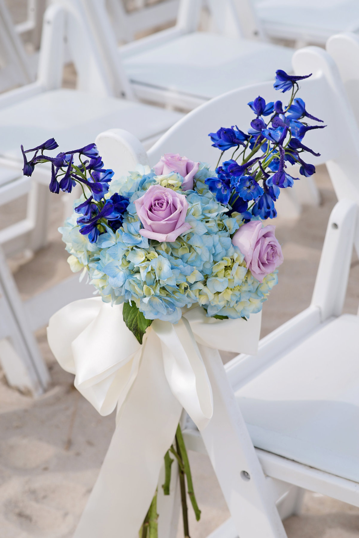 Hydrangea wedding floral decor