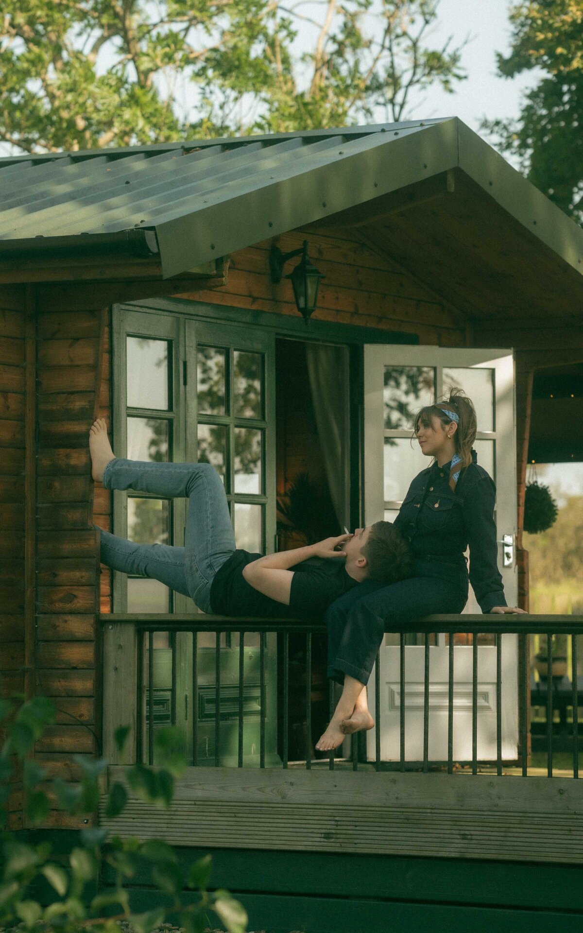 CouplePhotoshoot-TheSwiechs-TheBearCabinScotland-101