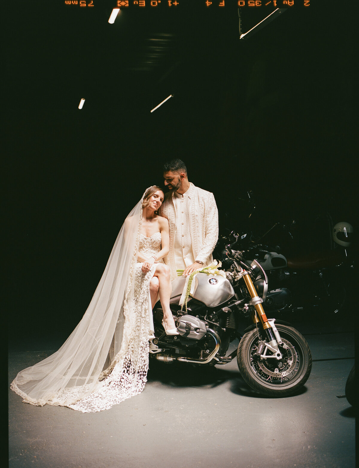 kodak_400_c_41_Brittney and Sachin 621_27681_94376_209936_002091530015