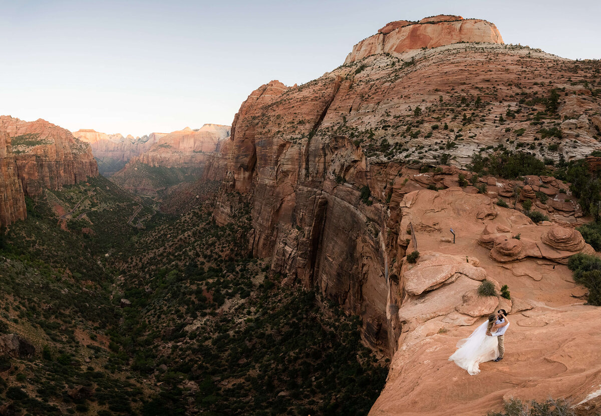 zion-national-park-elopement-wedding-photographer-8