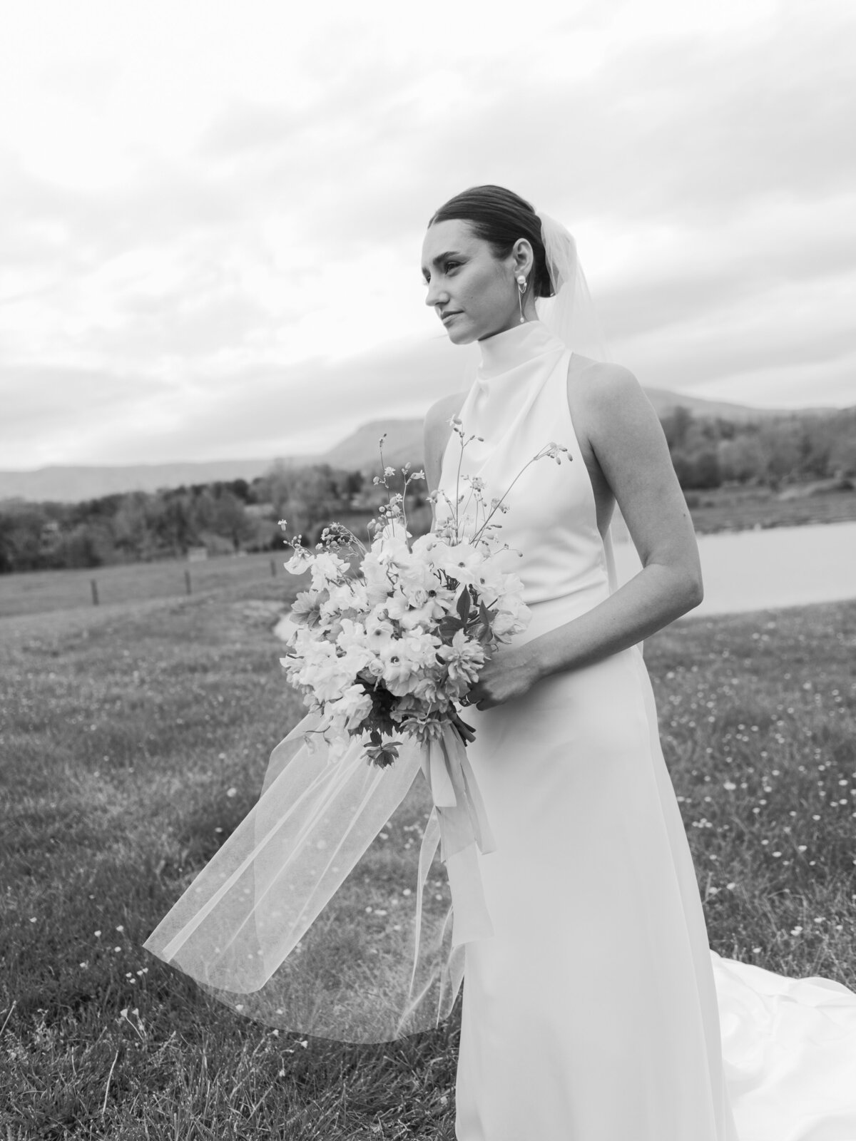 Big Spring Farm Wedding Photographer Kristen Weaver Photography VA Wedding Worldwide Wedding Editorial Fashion Chic Clean Film-1262
