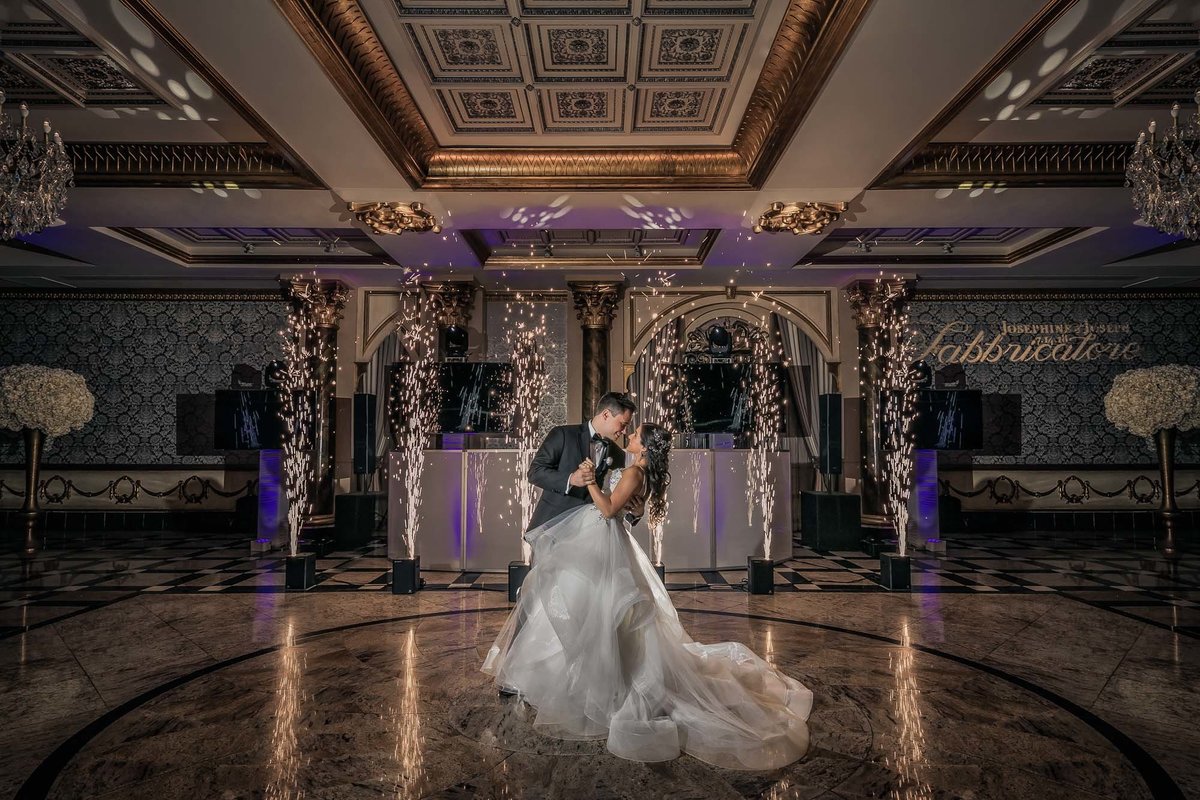 NJ Wedding Photographer Michael Romeo Creations the venetian sparklers