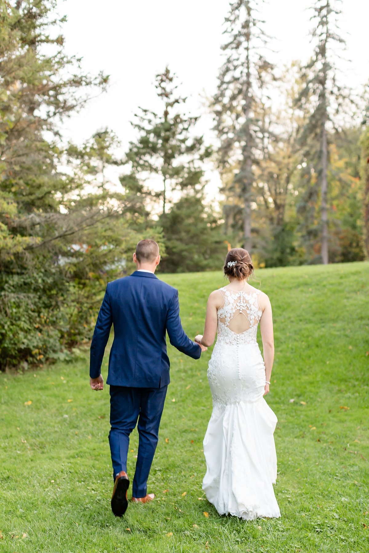 Romantic Windermere Manor Wedding | Dylan and Sandra Photography 133