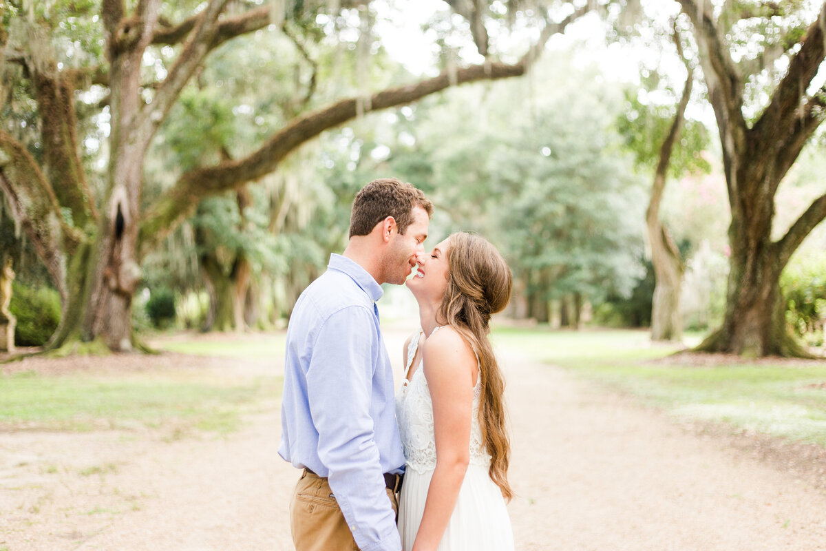 Renee Lorio Photography South Louisiana Wedding Engagement Light Airy Portrait Photographer Photos Southern Clean Colorful10