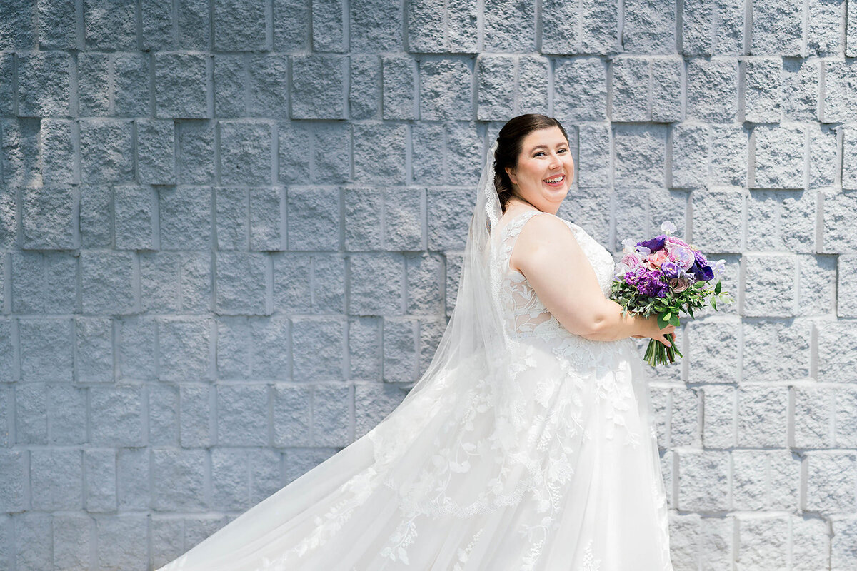 Eliana-Melmed-Photography-Chicago-LosAngeles-Jewish-WeddingPhotography-ElianaSklar-FirstLook-00026